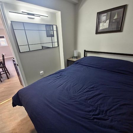 Cozy Home On A Quiet Street Minutes To Dt Kingston Luaran gambar