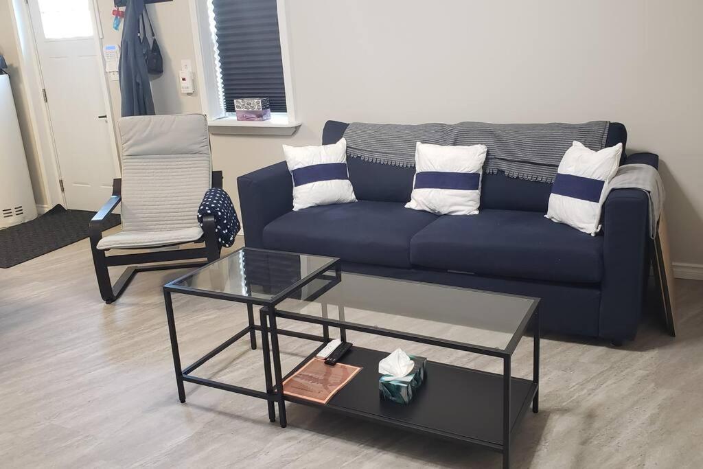 Cozy Home On A Quiet Street Minutes To Dt Kingston Luaran gambar
