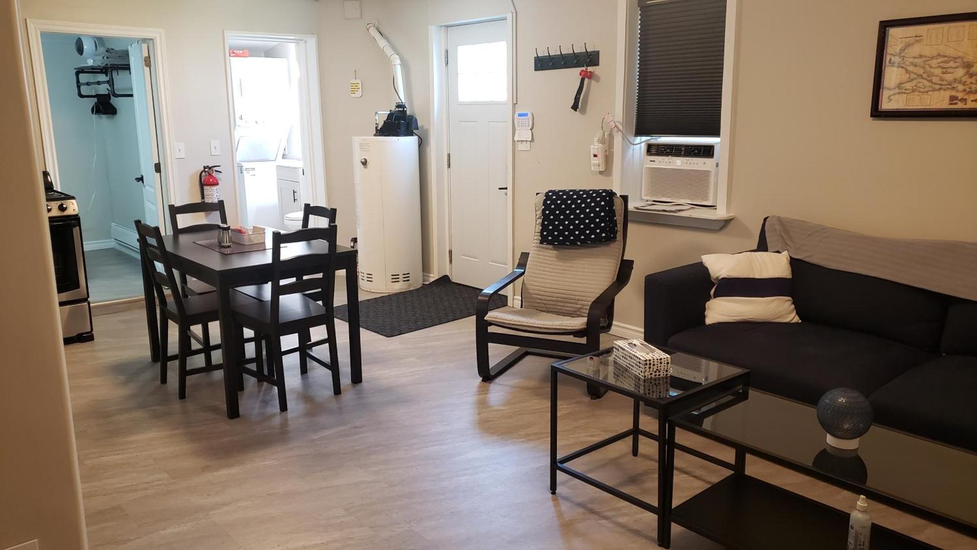 Cozy Home On A Quiet Street Minutes To Dt Kingston Luaran gambar
