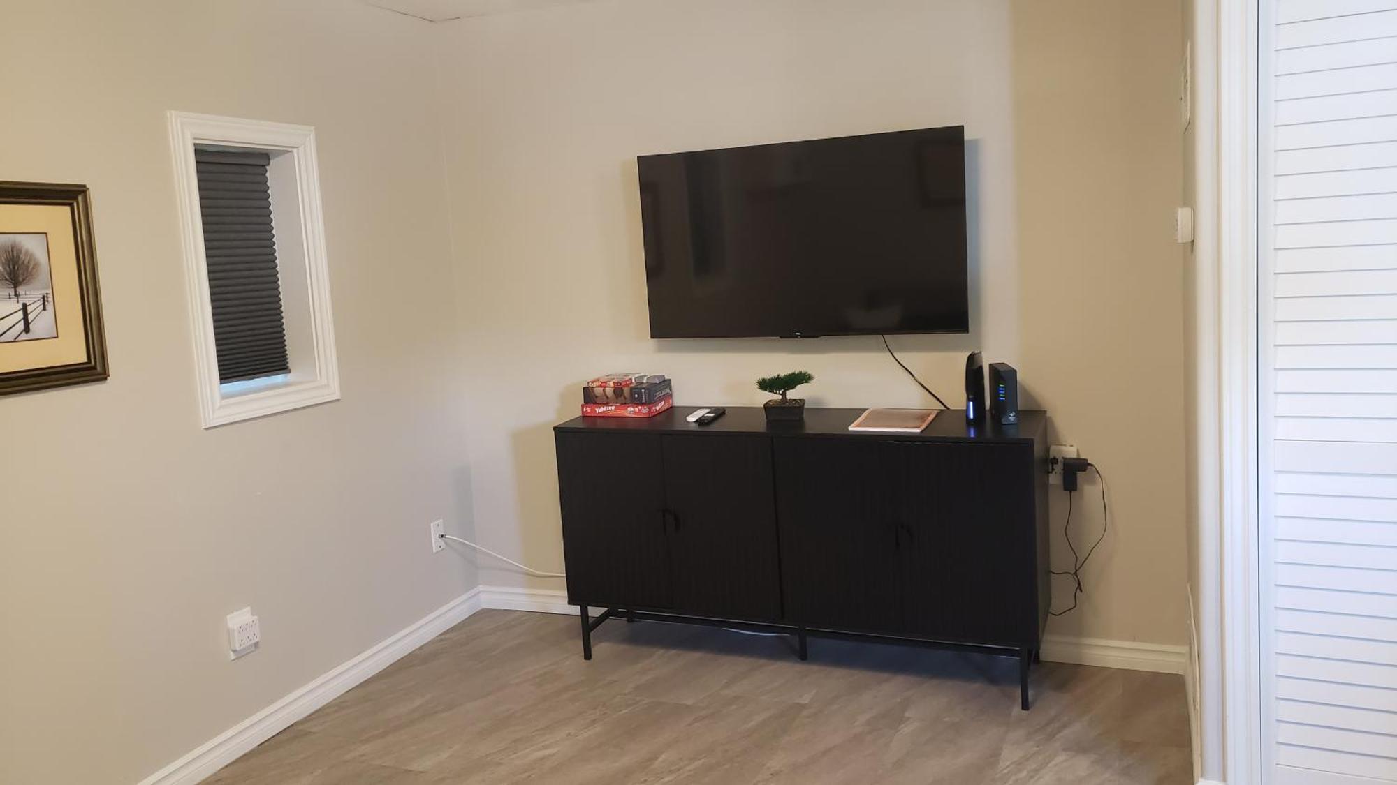 Cozy Home On A Quiet Street Minutes To Dt Kingston Luaran gambar