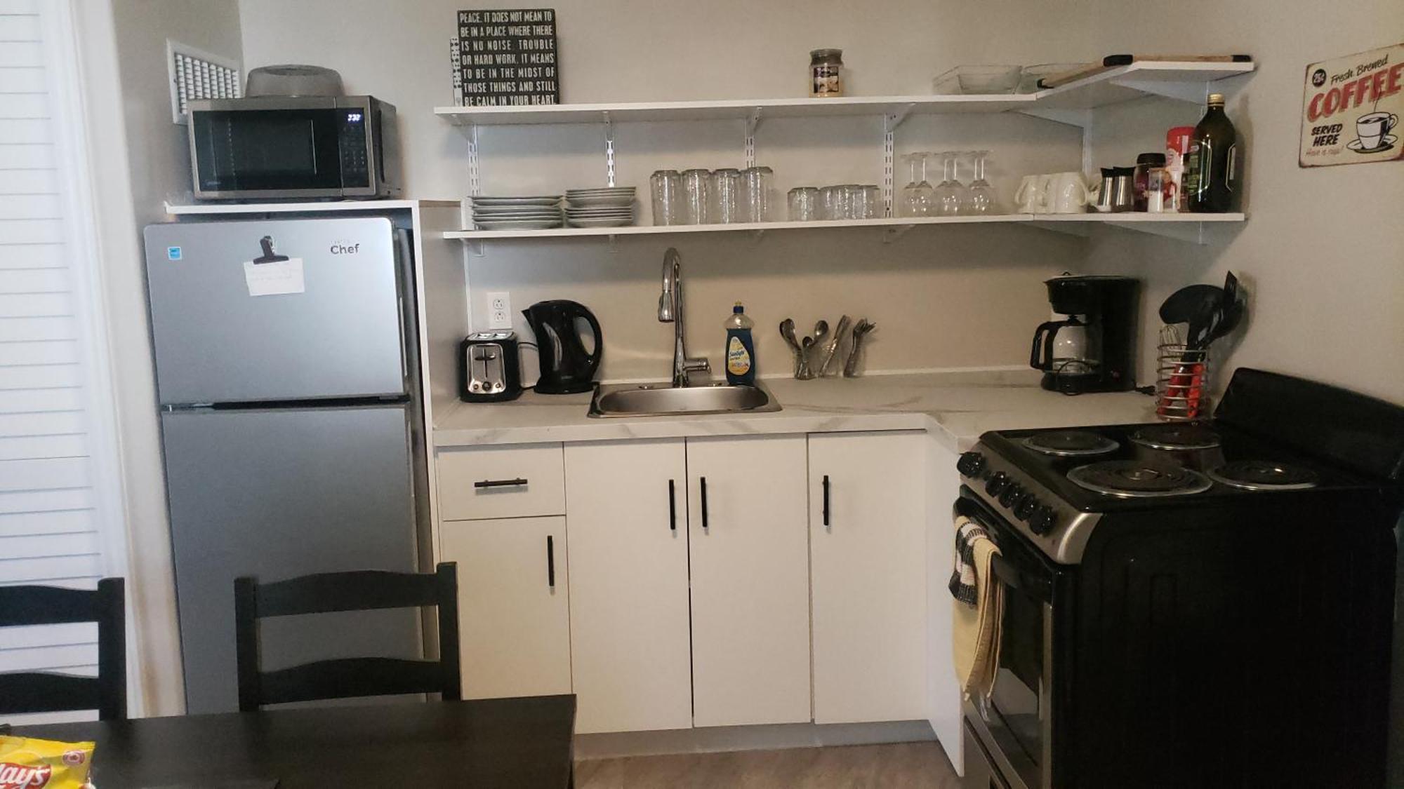 Cozy Home On A Quiet Street Minutes To Dt Kingston Luaran gambar