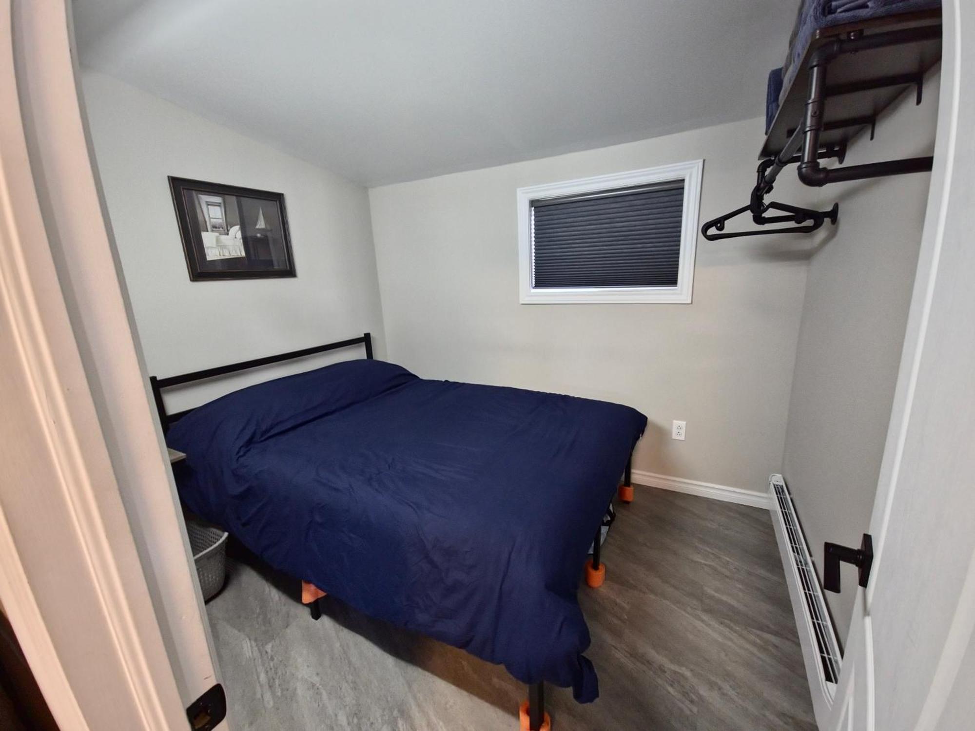 Cozy Home On A Quiet Street Minutes To Dt Kingston Luaran gambar